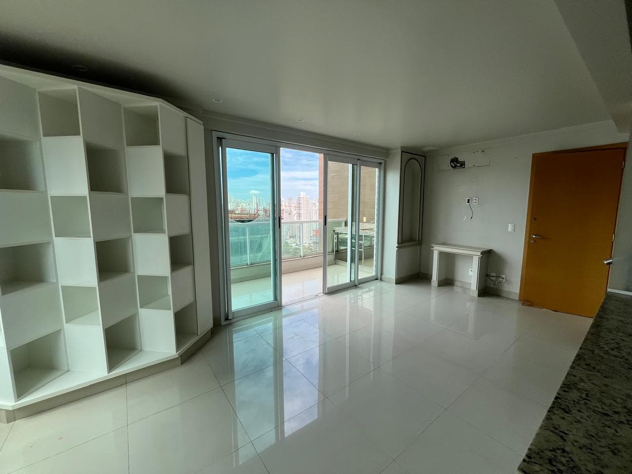 APARTAMENTO DUPLEX COM ARMÁRIOS PARA LOCAÇÃO – EASY LIFE | GOIÂNIA