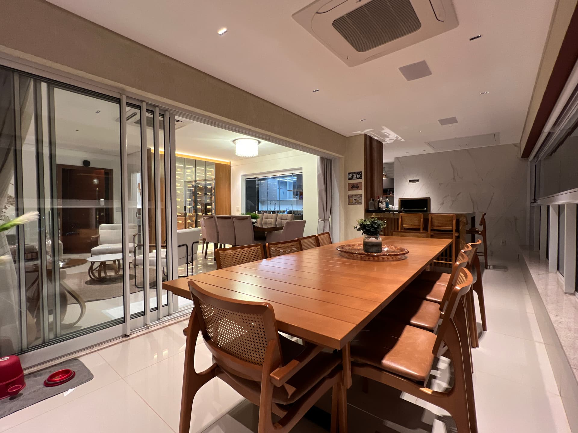 Cobertura Duplex 4 Suites vista livre definitiva